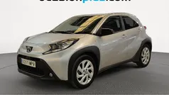 Usado 2024 Toyota Aygo Play Utilitario | 13.991 € (Precio justo)