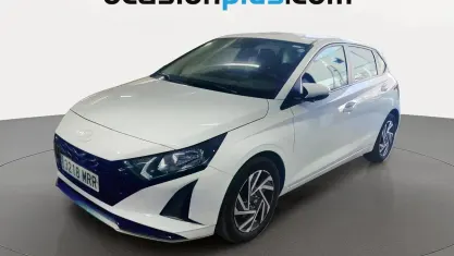 Usado Hyundai i20 100 CV (73 kW) 2024 Blanco Utilitario