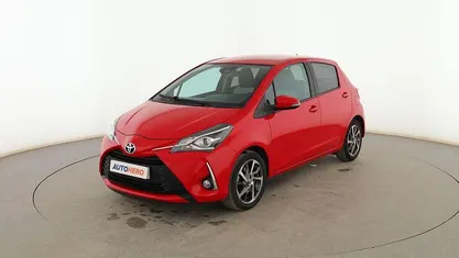 Usado Toyota Yaris Design 110 CV (80 kW) 2020 Rojo Berlina