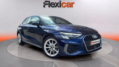Usado Audi A3 S-Line 150 CV (110 kW) 2023 Azul Berlina