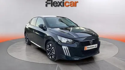 Usado Peugeot 208 Allure 102 CV (75 kW) 2024 Utilitario