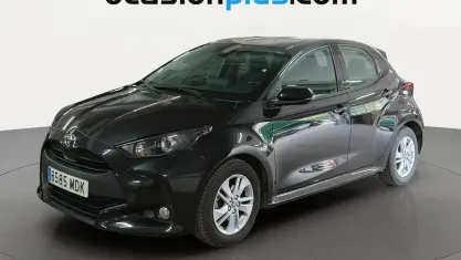 Usado Toyota Yaris Edition 125 CV (91 kW) 2023 Negro Utilitario