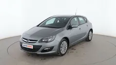 Gris Usado 2015 Opel Astra Selective Berlina | 9299 € (Precio justo)