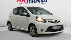 Blanco Usado 2013 Toyota Aygo City Utilitario | 5290 € (Precio justo)