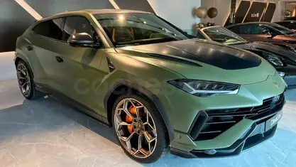 Usado Lamborghini Urus 666 CV (489 kW) 2024 Verde SUV