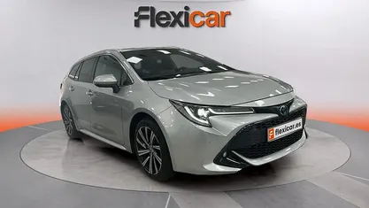 Usado Toyota Corolla Sport 182 CV (133 kW) 2022 Gris Familiar