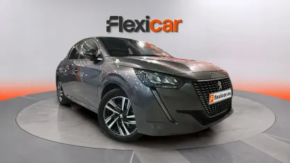 Usado Peugeot 208 GT 131 CV (96 kW) 2022 Gris Utilitario