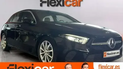 Occasion Mercedes A180 136 PK (100 kW) 2019 Zwart Hatchback