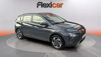 Usado Hyundai Bayon 84 CV (61 kW) 2023 Gris SUV