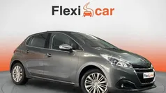 Usado 2017 Peugeot 208 Allure Utilitario | 8990 € (Precio justo)