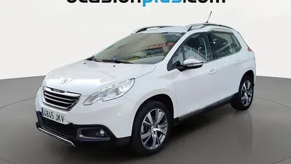Usado Peugeot 2008 Allure 110 CV (80 kW) 2015 SUV