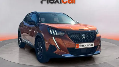 Usado Peugeot 2008 GT 131 CV (96 kW) 2023 Naranja SUV