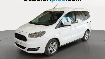 Usado Ford Tourneo Courier Trend 102 CV (75 kW) 2015 Blanco Monovolumen