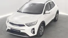 Blanco Usado 2024 Kia Stonic SUV | 16.891 € (Precio justo)