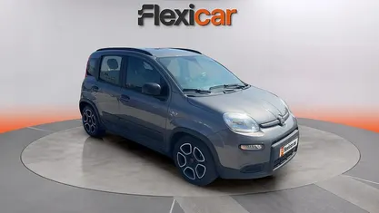 Usado Fiat Panda City Life 71 CV (52 kW) 2022 Gris Utilitario