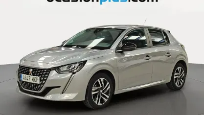 Usado Peugeot 208 Active 75 CV (55 kW) 2023 Gris Utilitario