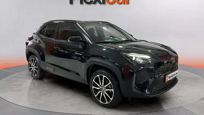 Negro Usado 2024 Toyota Yaris Hybrid Sport | 27.190 € (Precio justo)