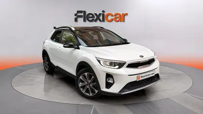 Usado Kia Stonic 120 CV (88 kW) 2019 Blanco SUV