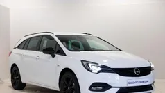 Blanco Usado 2022 Opel Astra Ultimate Familiar | 18.995 € (Un poco caro)