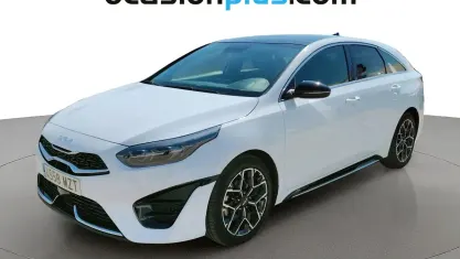 Usado Kia ProCeed GT-Line 140 CV (102 kW) 2025 Blanco Familiar