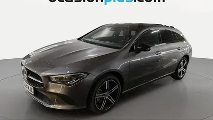 Usado Mercedes CLA250 218 CV (160 kW) 2023 Gris Berlina