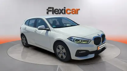Usado BMW 116 116 CV (85 kW) 2022 Blanco Utilitario