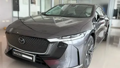 Nuevo Mazda 6e Takumi-Line 180 kW (245 CV) 2025 Gris Berlina
