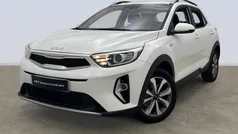 Blanco Usado 2024 Kia Stonic SUV | 16.920 € (Precio justo)