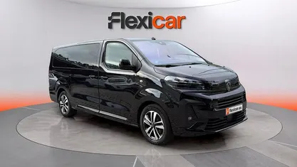 Usado Peugeot Traveller Business-Line 180 CV (132 kW) 2024 Negro Monovolumen