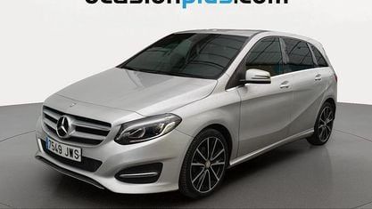 Usado Mercedes B180 109 CV (80 kW) 2017 Gris plata Monovolumen