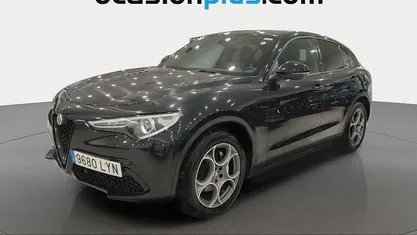 Negro Usado 2022 Alfa Romeo Stelvio Sprint SUV | 28.773 € (Buen precio)