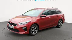 Rojo Usado 2021 Kia Ceed Monovolumen | 15.046 € (Buen precio)