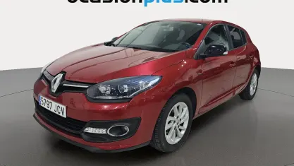 Usado Renault Mégane III LIMITED 116 CV (85 kW) 2015 Rojo Utilitario