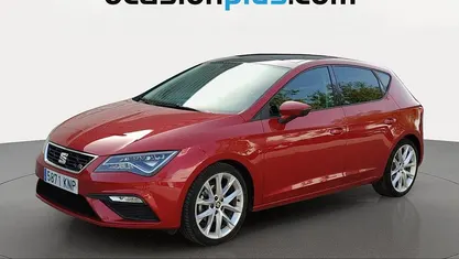 Usado Seat Leon FR 125 CV (91 kW) 2018 Rojo Utilitario