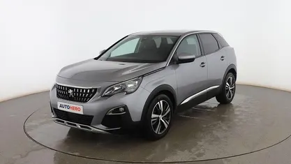 Usado Peugeot 3008 Allure 130 CV (95 kW) 2018 Gris SUV