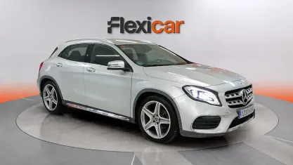Käytetty Mercedes GLA220 AMG line 177 HP (130 kW) 2017 Harmaa Katumaasturi