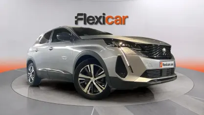 Usado Peugeot 3008 Allure 131 CV (96 kW) 2023 Gris SUV