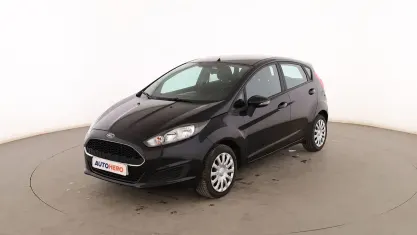 Usado Ford Fiesta Trend 82 CV (60 kW) 2016 Negro Utilitario