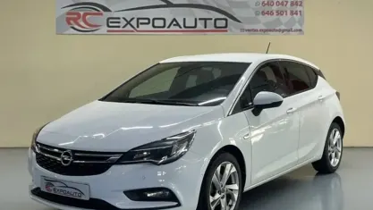 Usado Opel Astra Dynamic 150 CV (110 kW) 2018