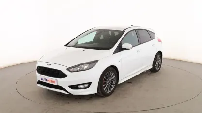 Usado Ford Focus ST-Line 125 CV (91 kW) 2017 Blanco Berlina