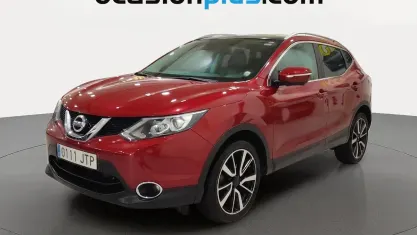 Usado Nissan Qashqai Tekna 131 CV (96 kW) 2016 Rojo SUV