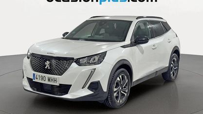 Używany Peugeot 2008 Allure 101 KM (74 kW) 2023 Biały SUV