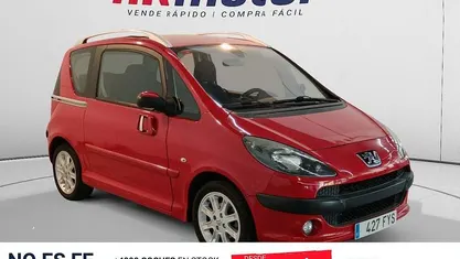 Usado Peugeot 1007 70 CV (51 kW) 2007 Rojo Monovolumen