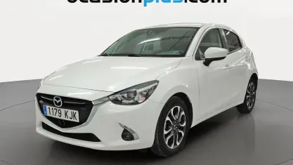 Käytetty Mazda 2 Luxury 105 HP (77 kW) 2018 Valkoinen Viistoperä