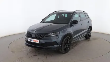 Usado Skoda Karoq SportLine 150 CV (110 kW) 2021 Gris SUV