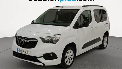 Usado Opel Combo Life Business Edition 102 CV (75 kW) 2023 Monovolumen
