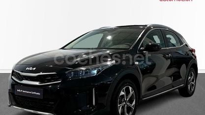 Usado Kia XCeed 100 CV (73 kW) 2024 Negro SUV
