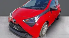 Rojo Usado 2022 Toyota Aygo X-play Utilitario | 12.500 € (Precio justo)