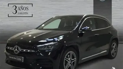 Usado Mercedes GLA200 AMG line 150 CV (110 kW) 2024 Negro SUV