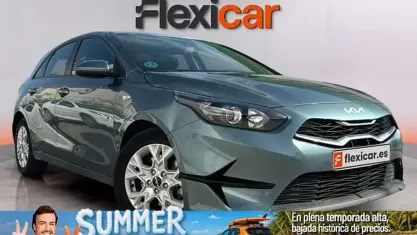 Usado Kia Ceed 101 CV (74 kW) 2023 Verde Utilitario